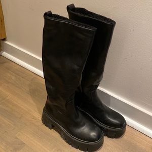 Tall lug boots